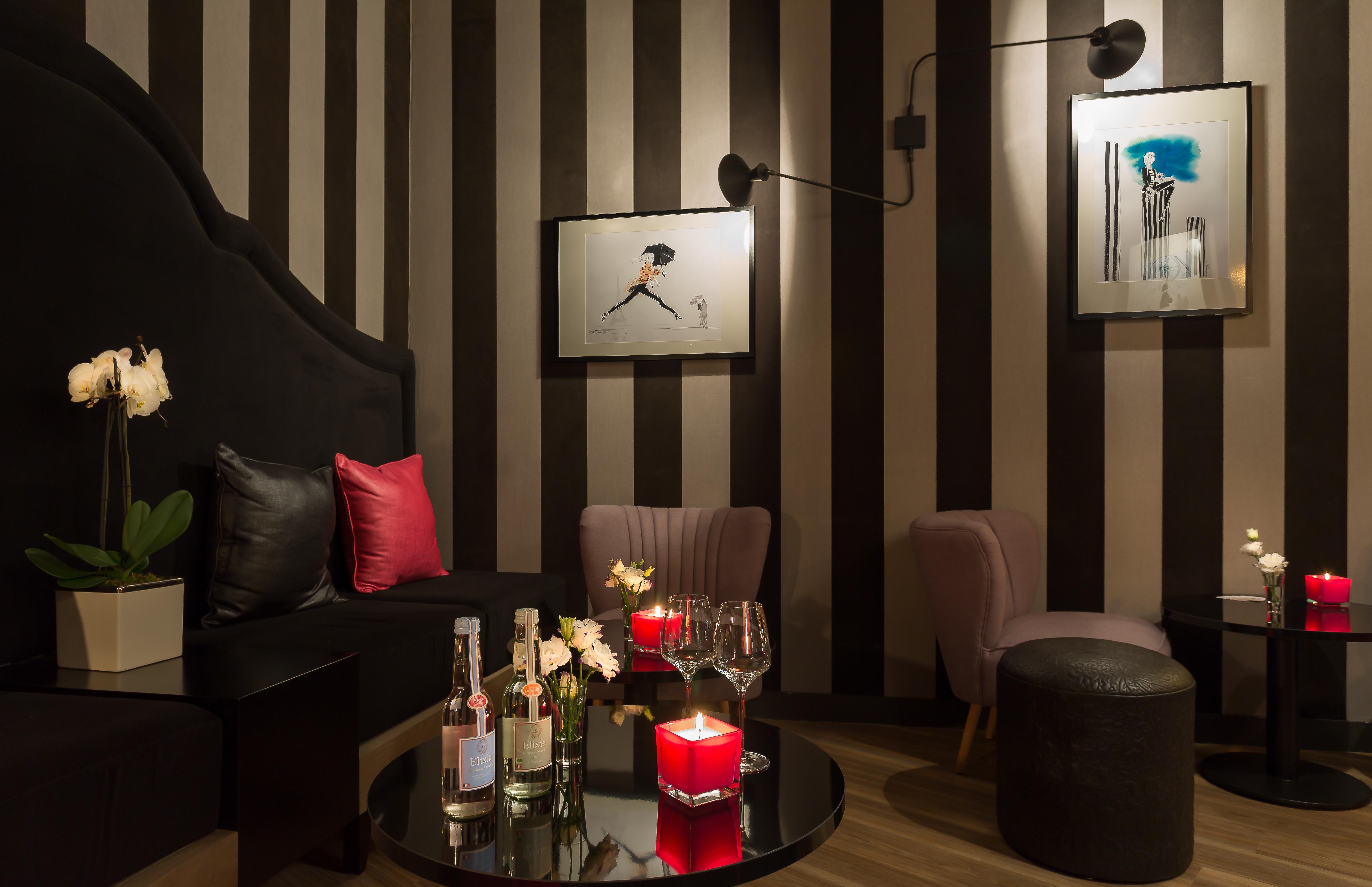 Hotel La Parizienne Екстер'єр фото