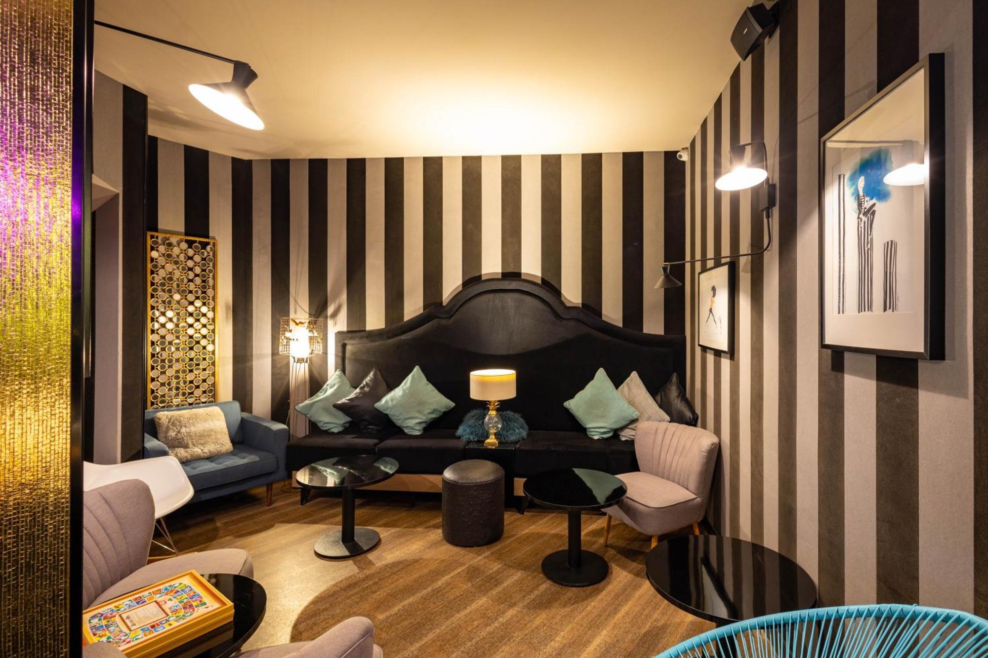 Hotel La Parizienne Екстер'єр фото